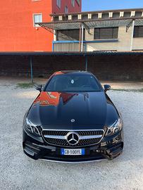 Mercedes Benz Classe E 220 Coupé AMG Premium