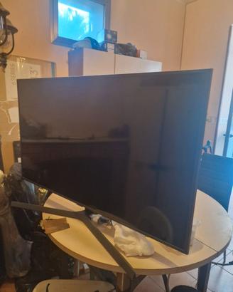 TV UHD 4K 50" RU7400 2019