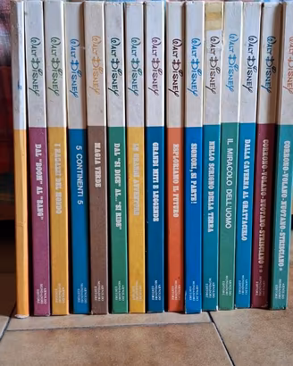 Enciclopedia Disney Arnoldo Mondadori  Editore