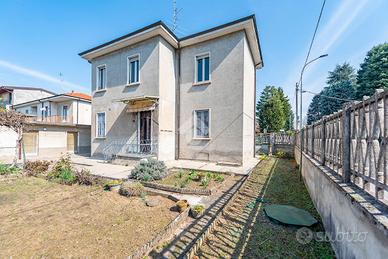 VILLA SINGOLA A RESCALDINA