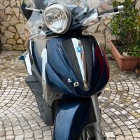Beverly tourer 125