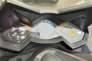 TITOLO: Kymco AK 550 2019 - unico proprietario