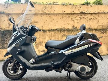 piaggio xevo 250
