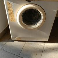 Lavatrice funzionante 