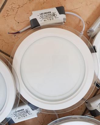 Faretti controsoffitto led luce bianca