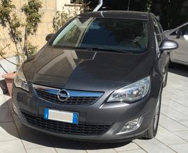 OPEL Astra 4ª serie - 2010