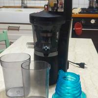 Estrattore di succo Panasonic MJ-L700