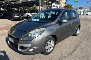 Renault Scenic X Mood 1.5 dCi 110CV Dynamique 2010