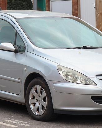 Pezzi di ricambio Peugeot 307 hdi