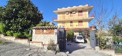 3 LOCALI A MONREALE