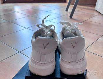 Scarpe vega v2
