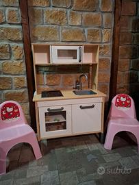 Cucina giocattolo IKEA con accessori