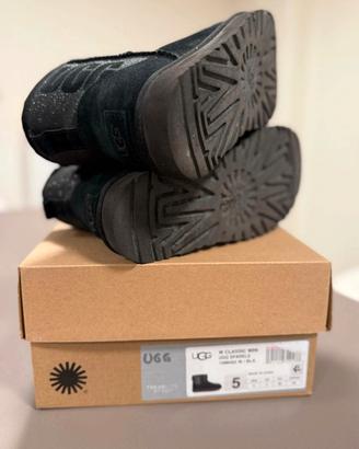classic mini ugg