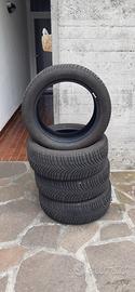 Gomme 4 stagioni  215/55 R18 