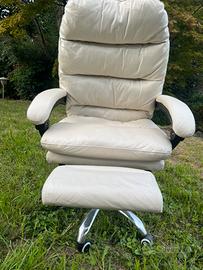 Poltrona da lavoro ergonomica in simil pelle