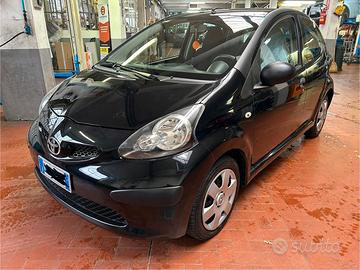 Toyota Aygo 1.0 12V VVT-i 5 porte
