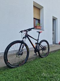 Bicicletta  cube stereo 120 bi ammortizzatata