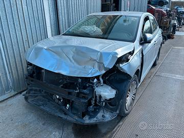 VOLKSWAGEN POLO MOTORE DBY CIL 999 KW 66 METANO