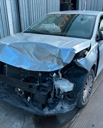 VOLKSWAGEN POLO MOTORE DBY CIL 999 KW 66 METANO