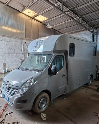 Van trasporto cavalli