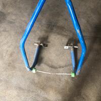 Cavalletto centrale per moto