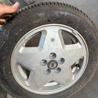 Ruota in lega lancia tema  Ferrari