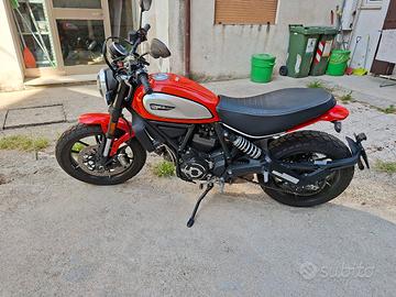 Ducati Scrambler 800 Icon