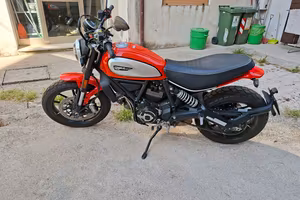Ducati Scrambler 800 Icon