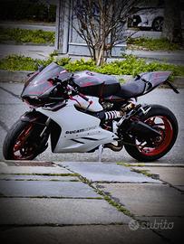 Ducati panigale 899