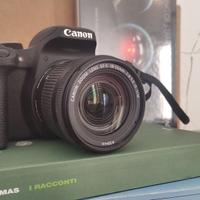 Canon EOS 800D kit EF-S 18-55 + Tracolla + microsd