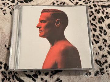 Bryan Adams – Shine a Light