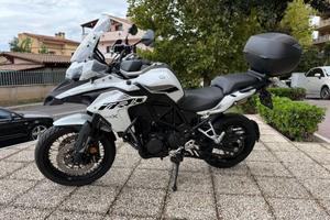 BENELLI TRK 502 X TUTTO INCLUSO ANCHE PASSAGGIO!