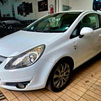 Opel Corsa 1.2 3 porte Club