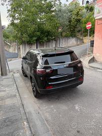 Jeep Compass 1.6 anno 2024 meno di 35.000km