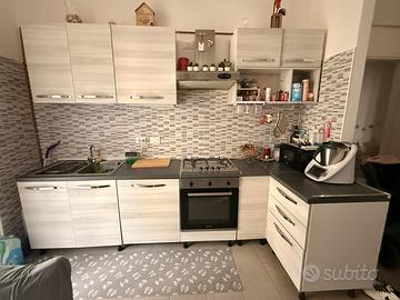 Cucina usato in buono stato