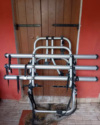 Portabici tre posti 