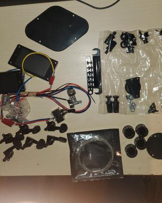 pickup, meccaniche, ecc. chitarra modello Les Pau