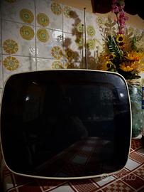 Televisore Indesit Vintage anni 60