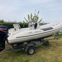 Gommone motore carrello