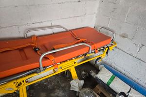 3 BARELLA AMBULANZA MEBER  BARELLA E TELAIO 