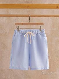 Pantaloncini blu e bianchi