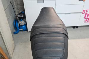 sella Triumph street twin 