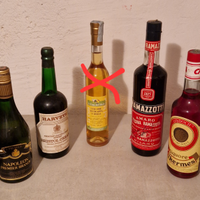 Bottiglie liquori vari