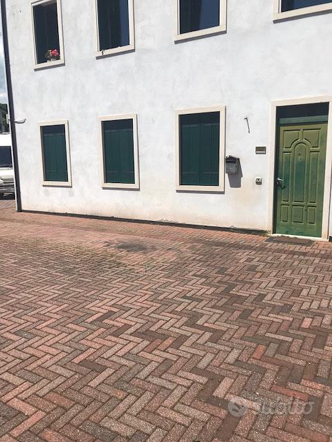 Appartamento piano terra 120 m - Vista 3