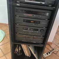 Stereo Akai con casse