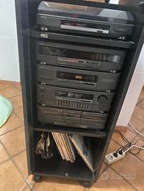 Stereo Akai con casse