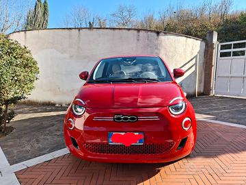 FIAT 500E - LA PRIMA 