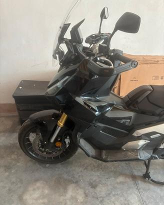 Adv 750 marzo 2025 - 3800 km
