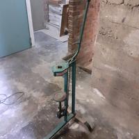 IMBOTTIGLIATORE A COLONNA ANTICO