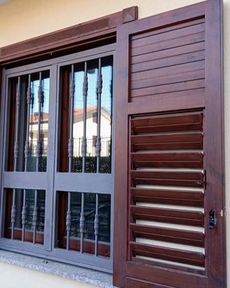 INFISSI IN LEGNO